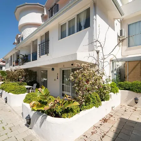 Pleasant Apartment With Shared Pool Surrounded By Nature In Oludeniz, Fethiye * Ovacık